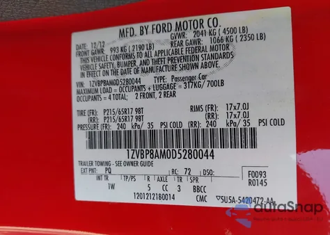 2013 Ford Mustang z USA, uszkodzony, nr VIN 1ZVBP8AM0D5280044